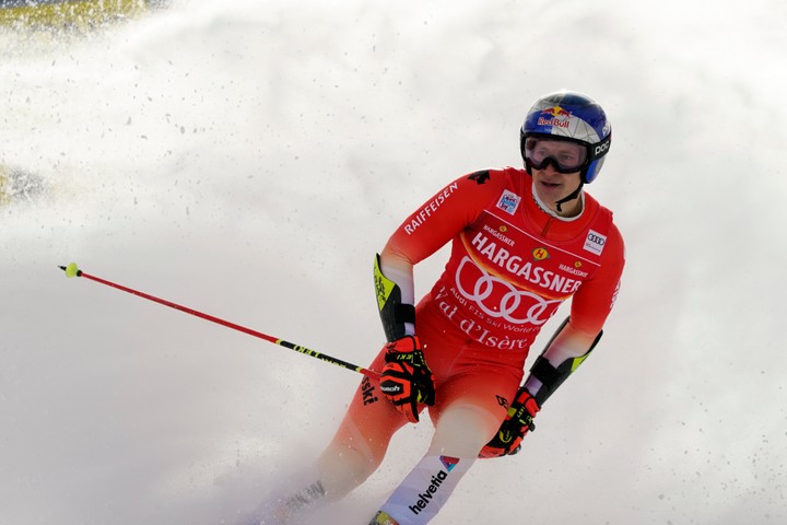 Obrovský slalom mužov vo Val d'Isere neprial Žampovcom